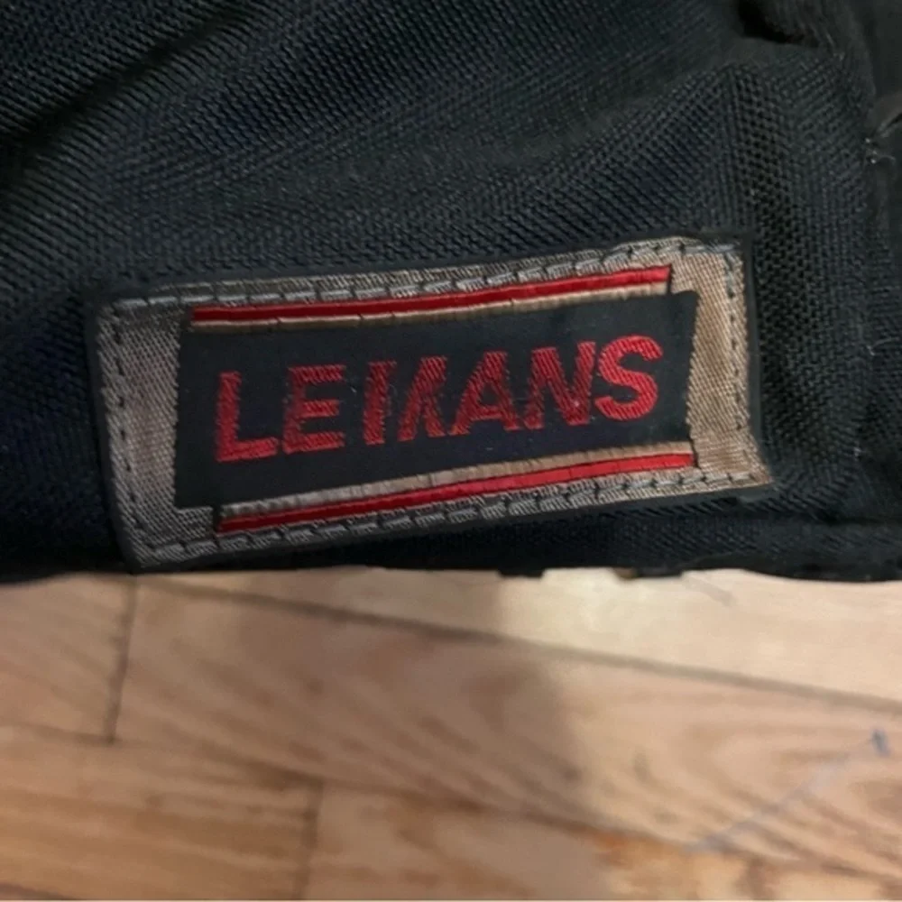 Le Mans Padded‎ Square Black Camera bag